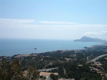 Costa Blanca number 1 destination for Brits in 2012